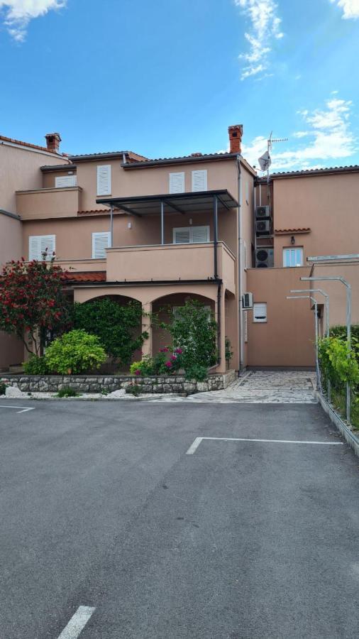 Apartments Ivanovski راب المظهر الخارجي الصورة